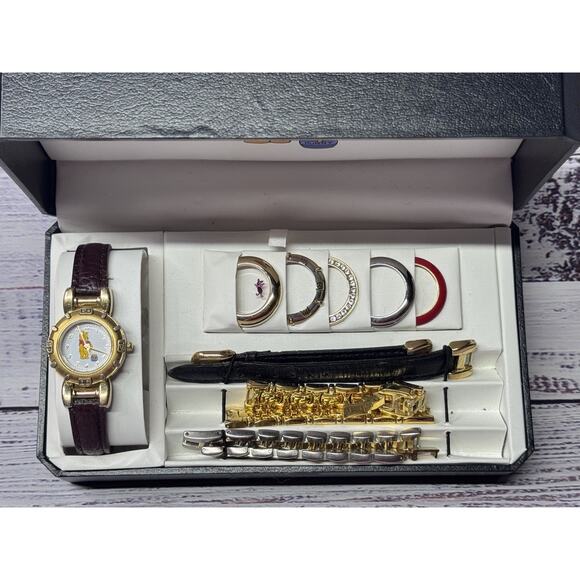Disney Fossil Winnie the Pooh Interchangeable Bands & Bezels Wristwatch *READ - Picture 1 of 8